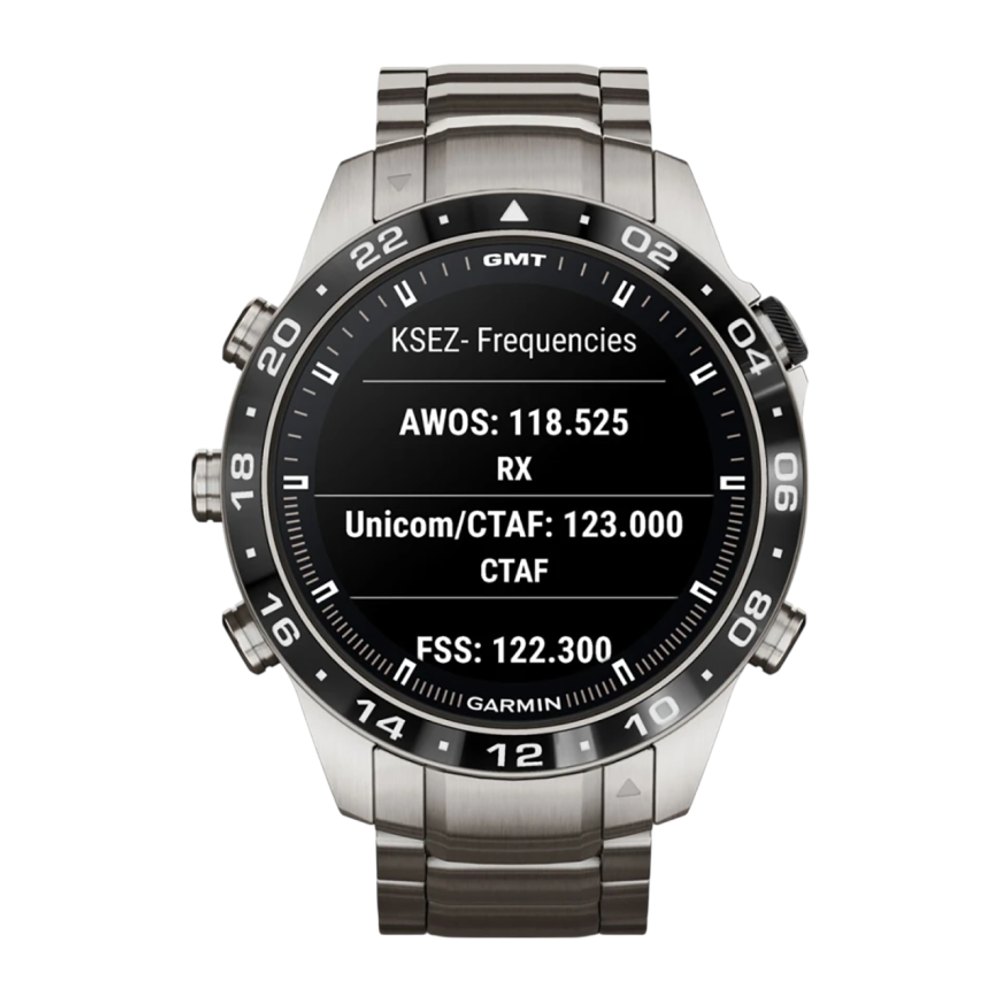 Спортивные часы Garmin MARQ Aviator (Gen 2), титановый блочный браслет, чёрный силиконовый ремешок Безель из титана и керамики, корпус из титана, AMOLED-дисплей с куполообразным сапфировым стеклом. Блочный браслет с раскладывающейся застёжкой и силиконовы