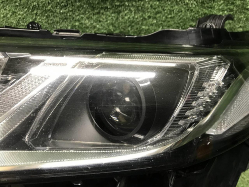 Фара левая Toyota Camry xv70 (2017-н.в.) LED