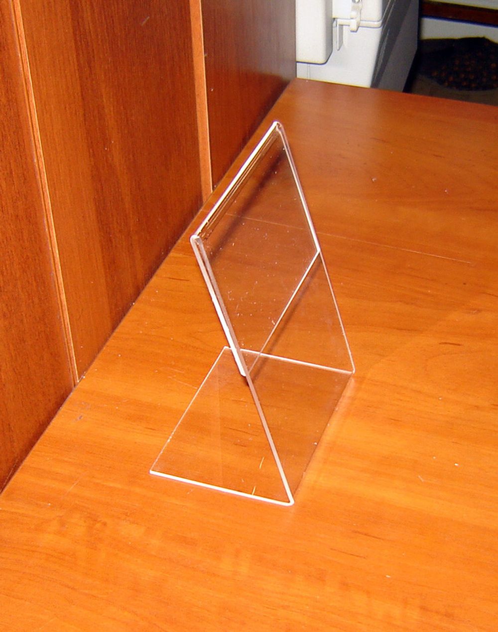 Менюхолдер тейбл тент А6 L-обр верт