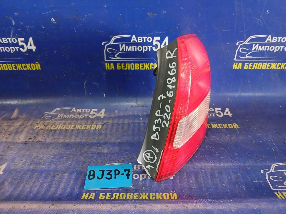 Стоп правый MAZDA FAMILIA 2001
