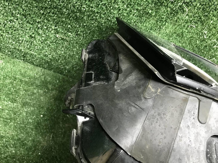 Битая Фара левая Mercedes GLC X253 (2019-2022) LED