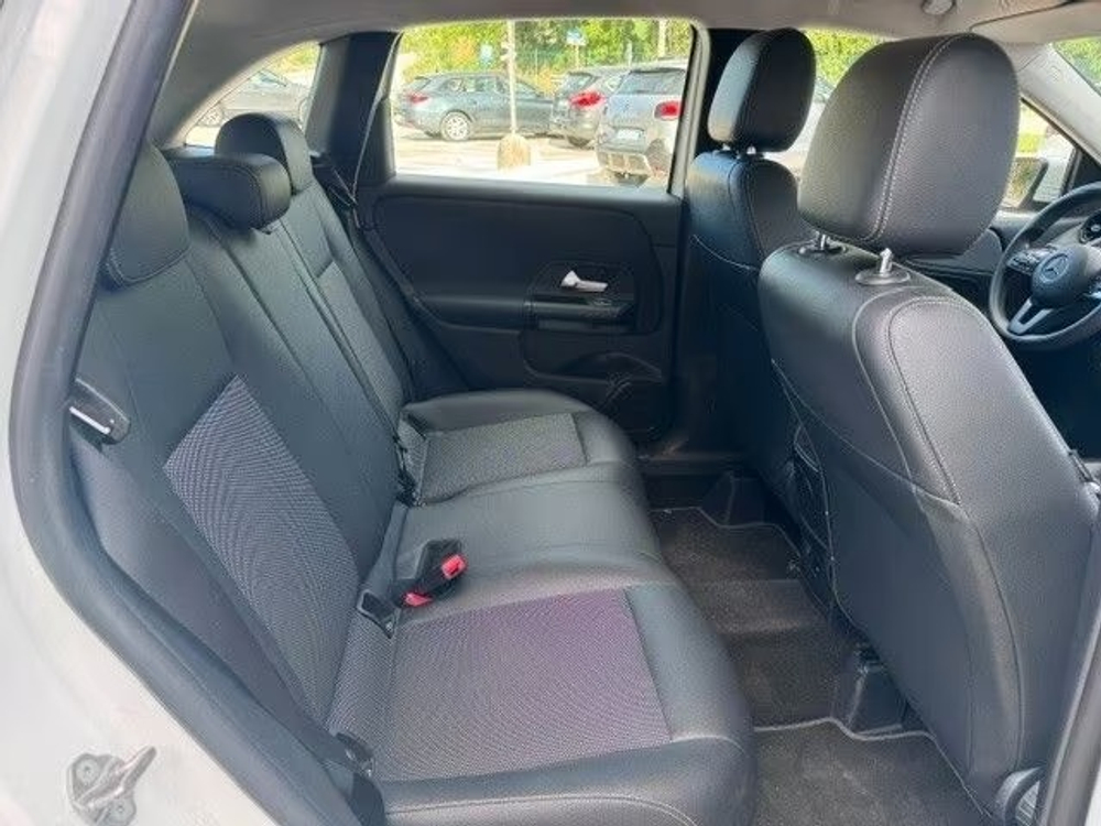 Mercedes-Benz B 160
