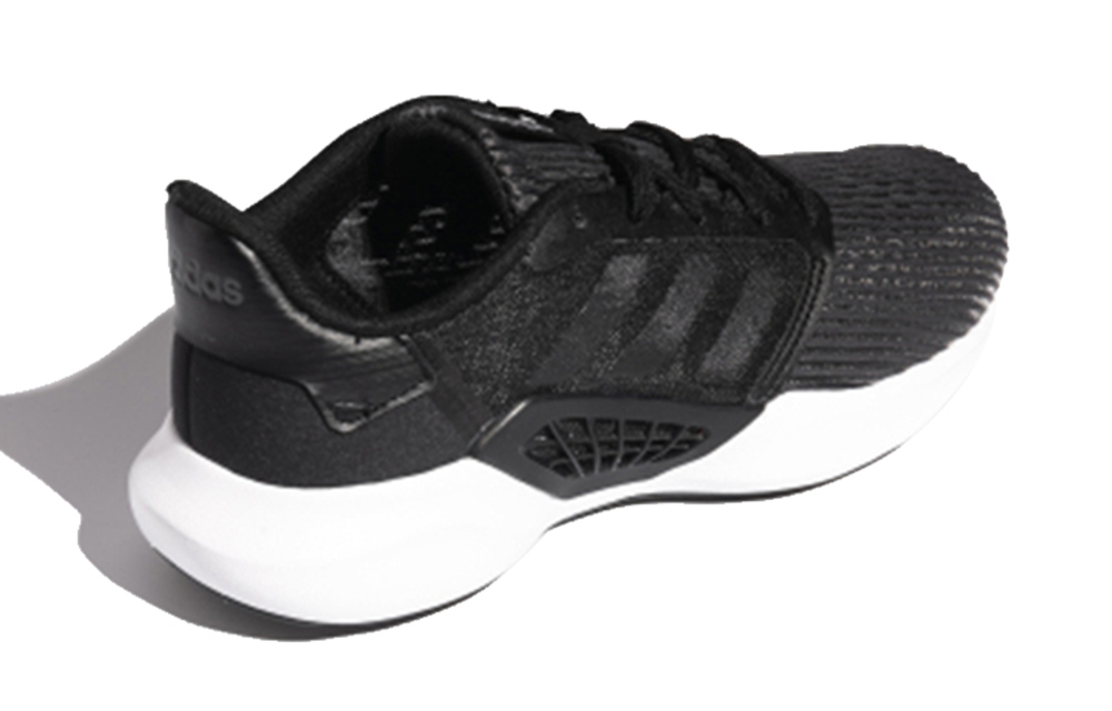 Кроссовки Adidas Ventice