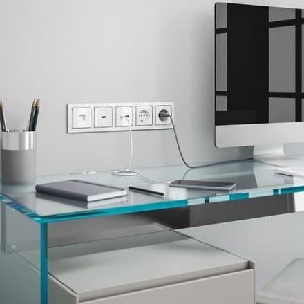 Рамка на 5 постов Snabb (белый/хром)