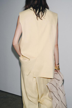 ZARA ШИРОКИЕ БРЮКИ С ЗАЩИПАМИ — ZW COLLECTION, ПАСТЕЛЬНО-ЖЕЛТЫЙ