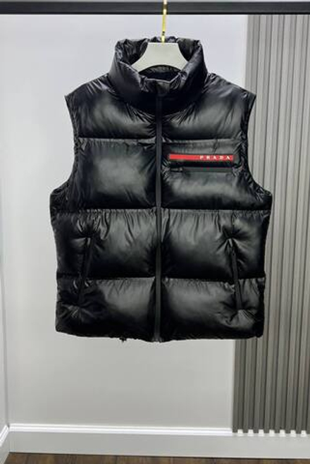 Безрукавка Prada