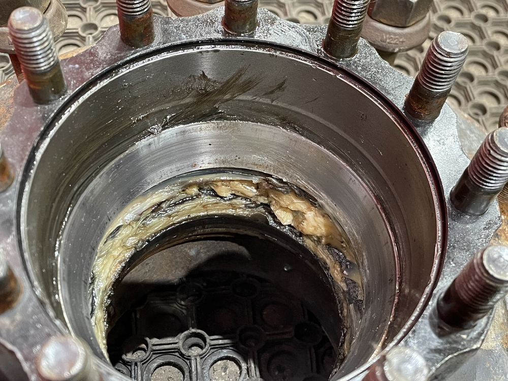 Корпус ступицы вспомогательного моста 2018г.