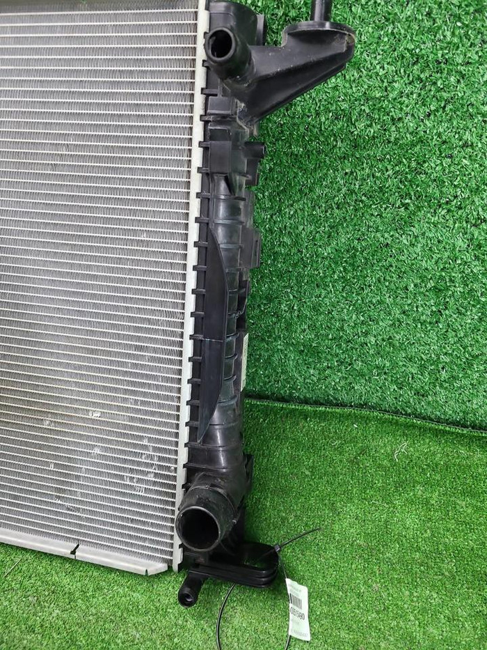 Радиатор охлаждения Audi A4 B9 (2015-н.в.)