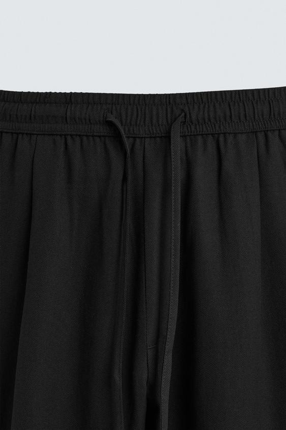 ZARA СТРУЯЩИЕСЯ БРЮКИ СВОБОДНОГО КРОЯ, ЧЕРНЫЙ