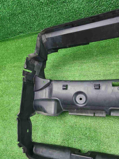 Воздуховод радиатора BMW 3er G20 (2018-н.в.)