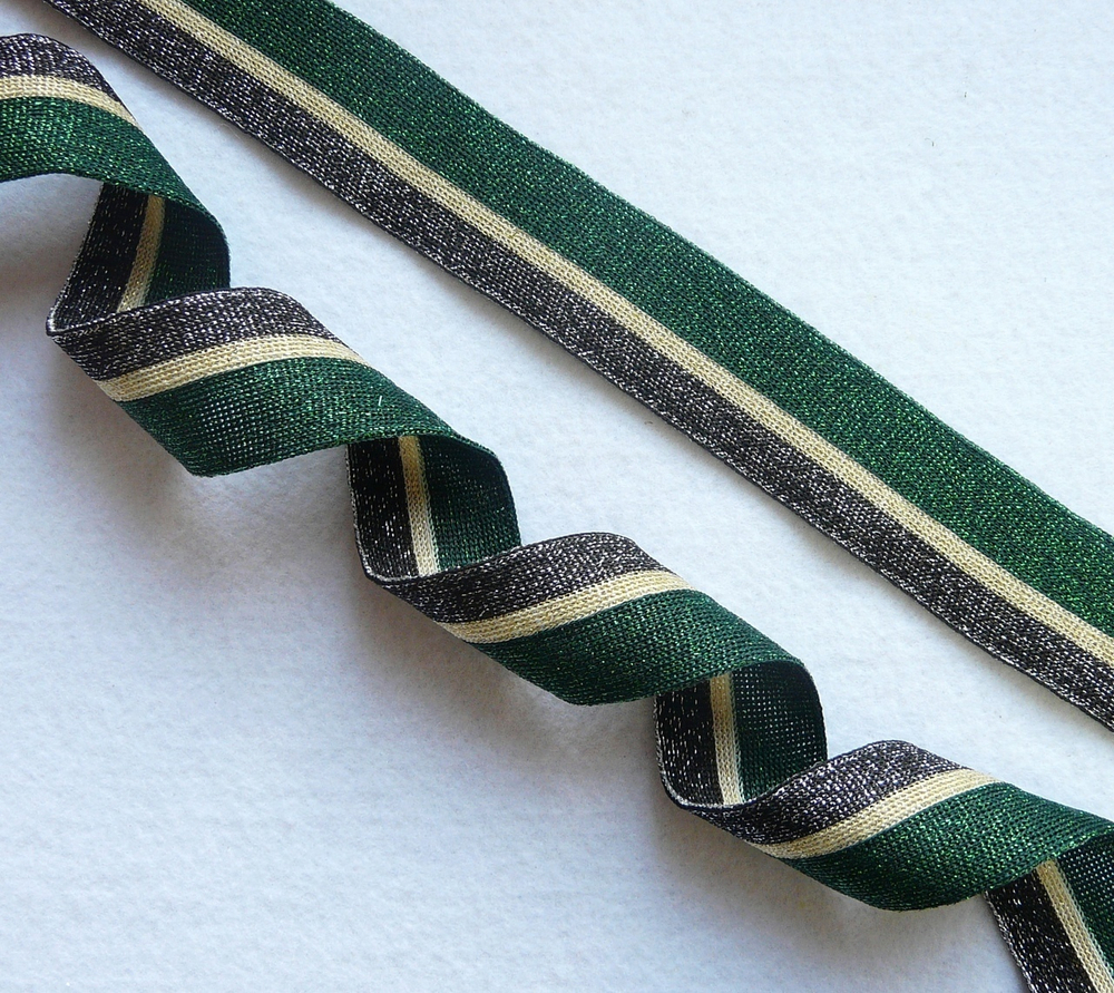 Лампасная лента (трикотажный, люрекс, 4,0 см). Зеленый/черный/бежевый