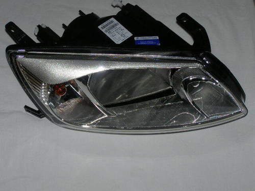 Фара /2190 Гранта/ прав. (41.3775010) (ОАТ)