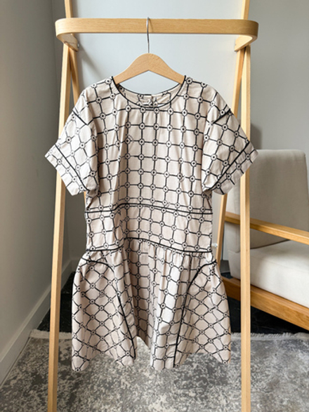 Платье Burberry, 140