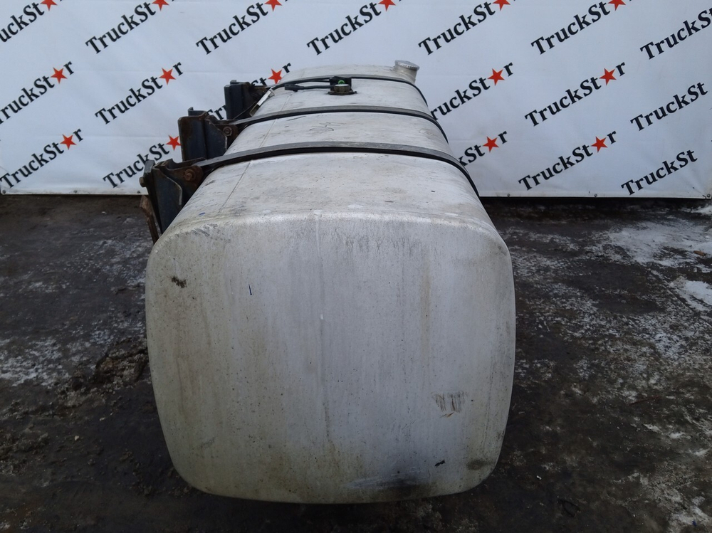 Бак топливный 850L