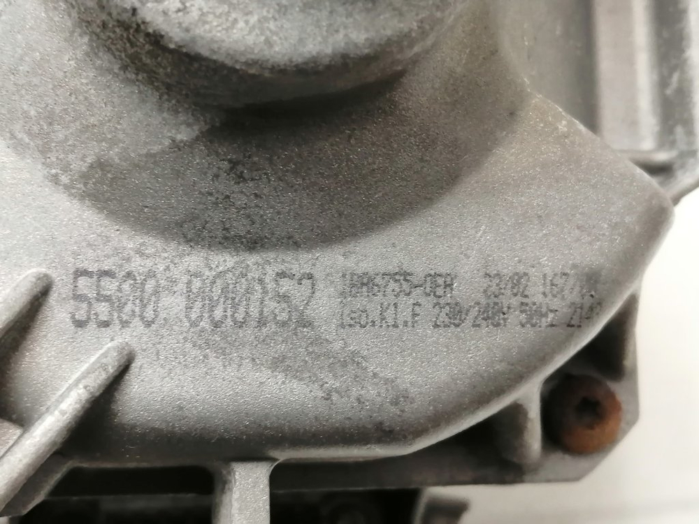 WFC1600 кт115 Двигатель для стиральной машины Bosch 5500000152 б/у