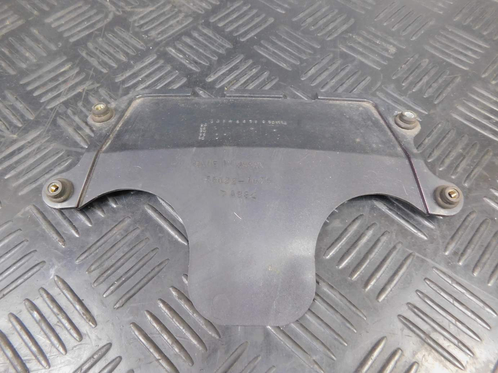 Пластик внутренний Kawasaki ZZR 400 98 55022-1075 053074