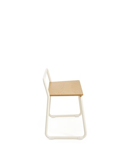 Скамейка из ясеневого шпона Tinn с бежевой металлической конструкцией, 75 см