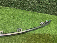 Накладка переднего бампера правая Hongqi HS5 19-нв