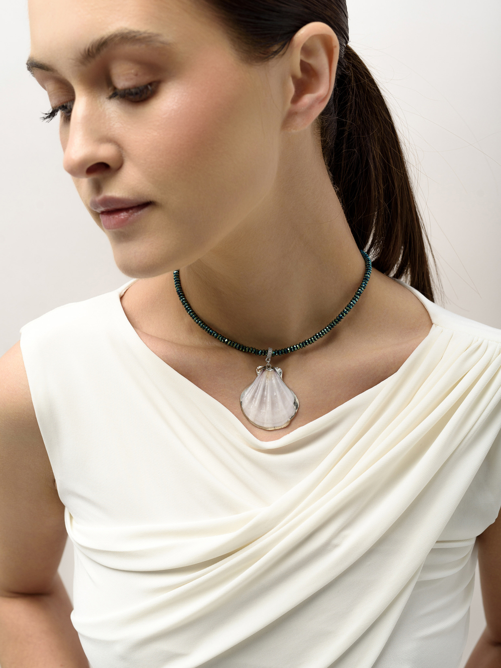 Чокер "Natural shell green" Silver