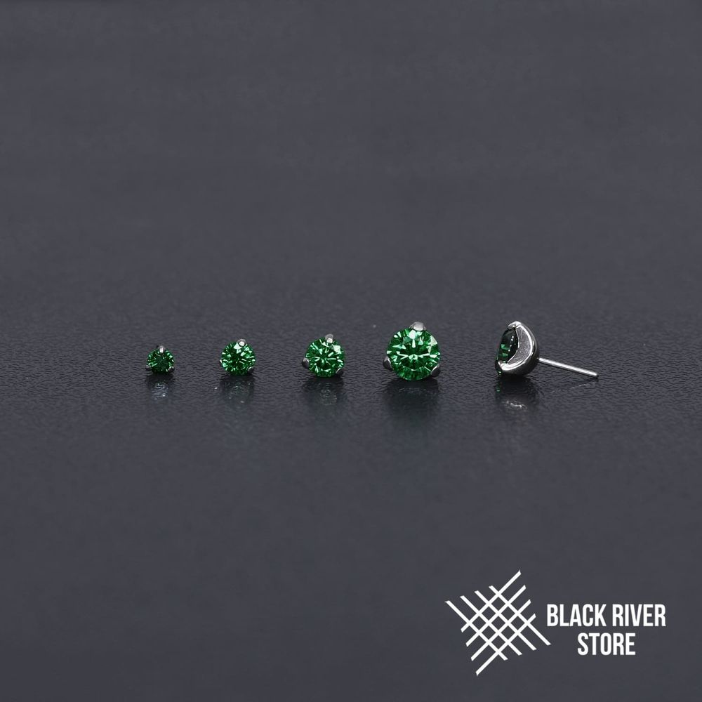 Cubic Zirconia IG Emerald Б/Р