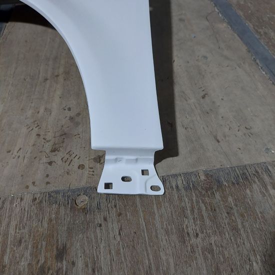 Крылья стеклопластиковые для Audi A4 B6