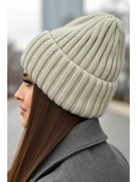 шапка вязаная теплая зимняя с отворотом стильная