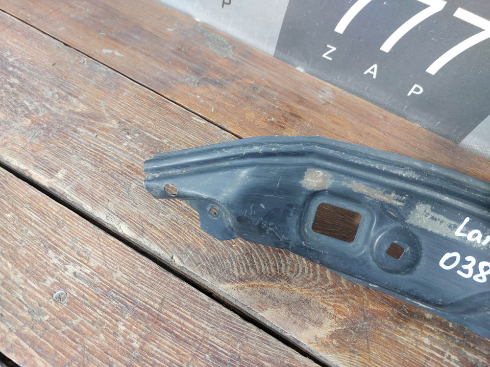 Усилитель переднего бампера Land Cruiser 200 15-21 Б/У Оригинал 5252160170