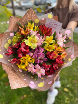 Букет Альстромерия М (15 веток)