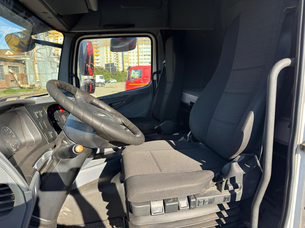 КамАЗ 5490 4x2 Седельный тягач 5490-S5 (Дизель/Газ, 12,0 л, 401 л.с., МТ)