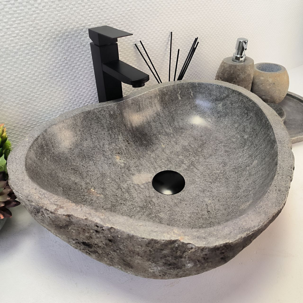 Раковина из речного камня RS-64137 (52*43*16) 0123