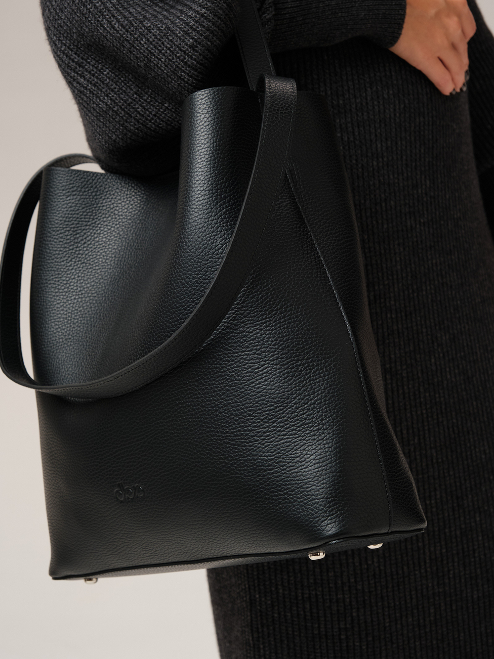 Кожаная сумка шоппер DBR 30948 черный