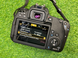 Canon EOS 77D (2.100 кадров)