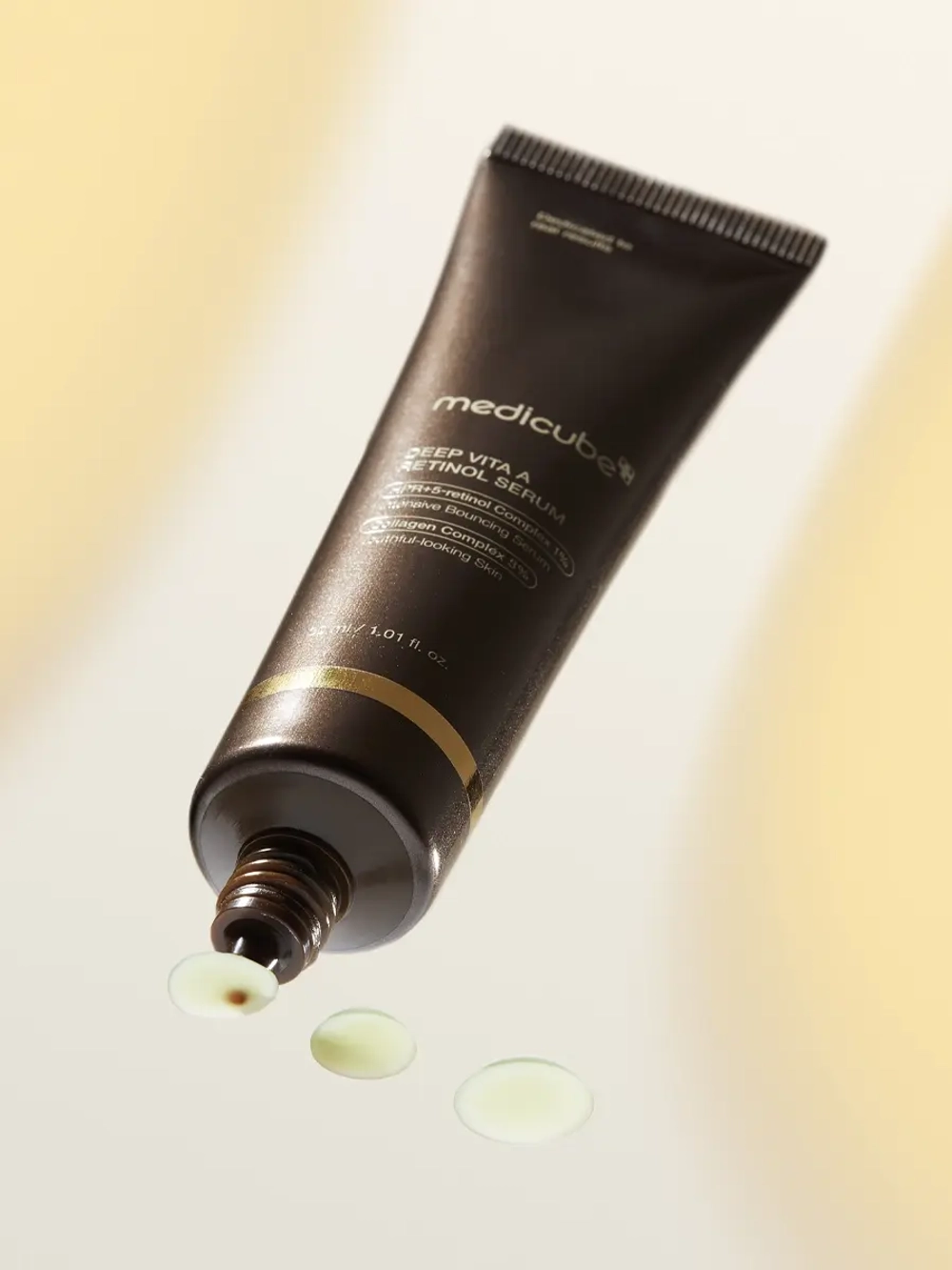 Medicube Омолаживающая сыворотка с ретинолом 4-го поколения HPR для лифтинга Deep Vita A Retinol Serum 30 мл