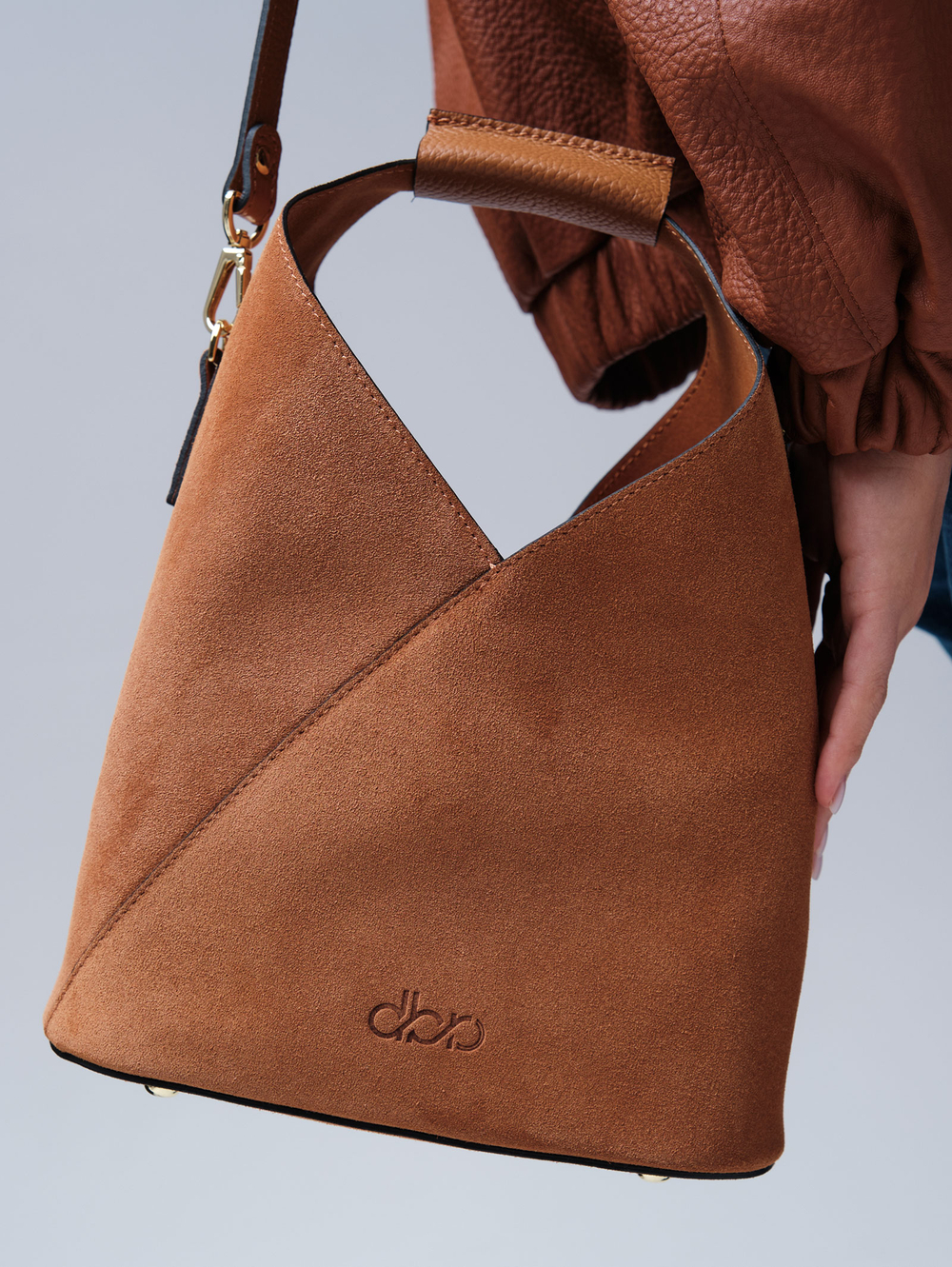 Замшевая сумка Rebecca DBR 31370 вуд