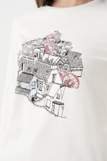 22838 Джемпер женский (молочный с голубой печатью)