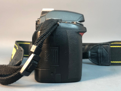 Nikon D60, 23700 кадров пробега.