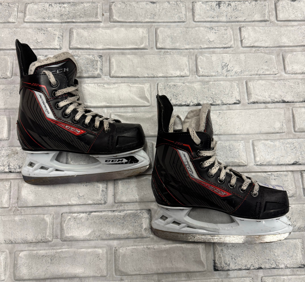 CCM JETSPEED 250 Y13.5