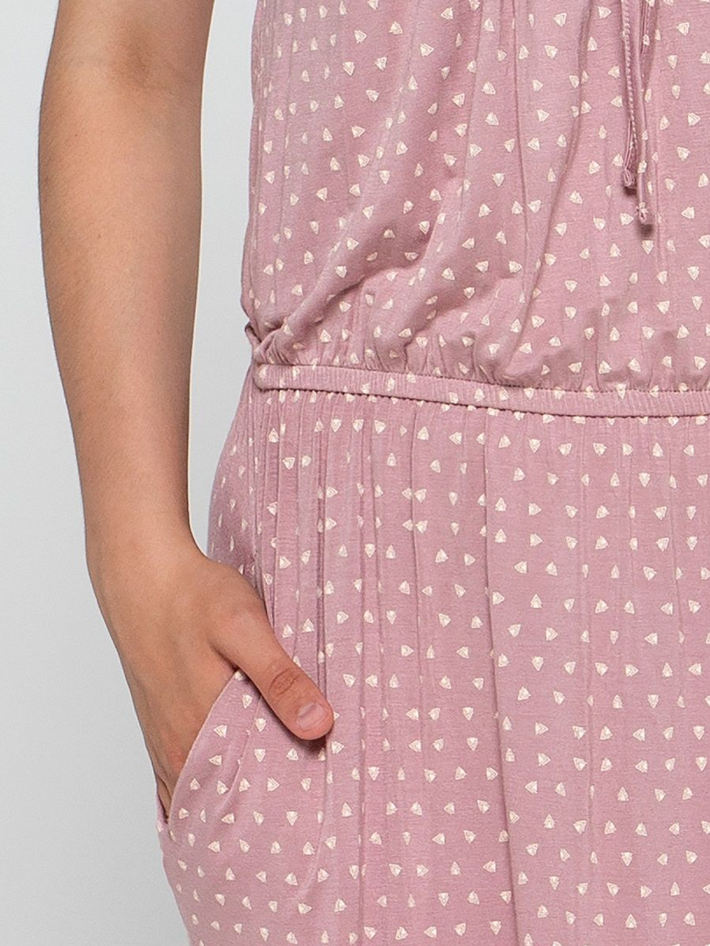 Cорочка из вискозного трикотажа в мелкую крапинку