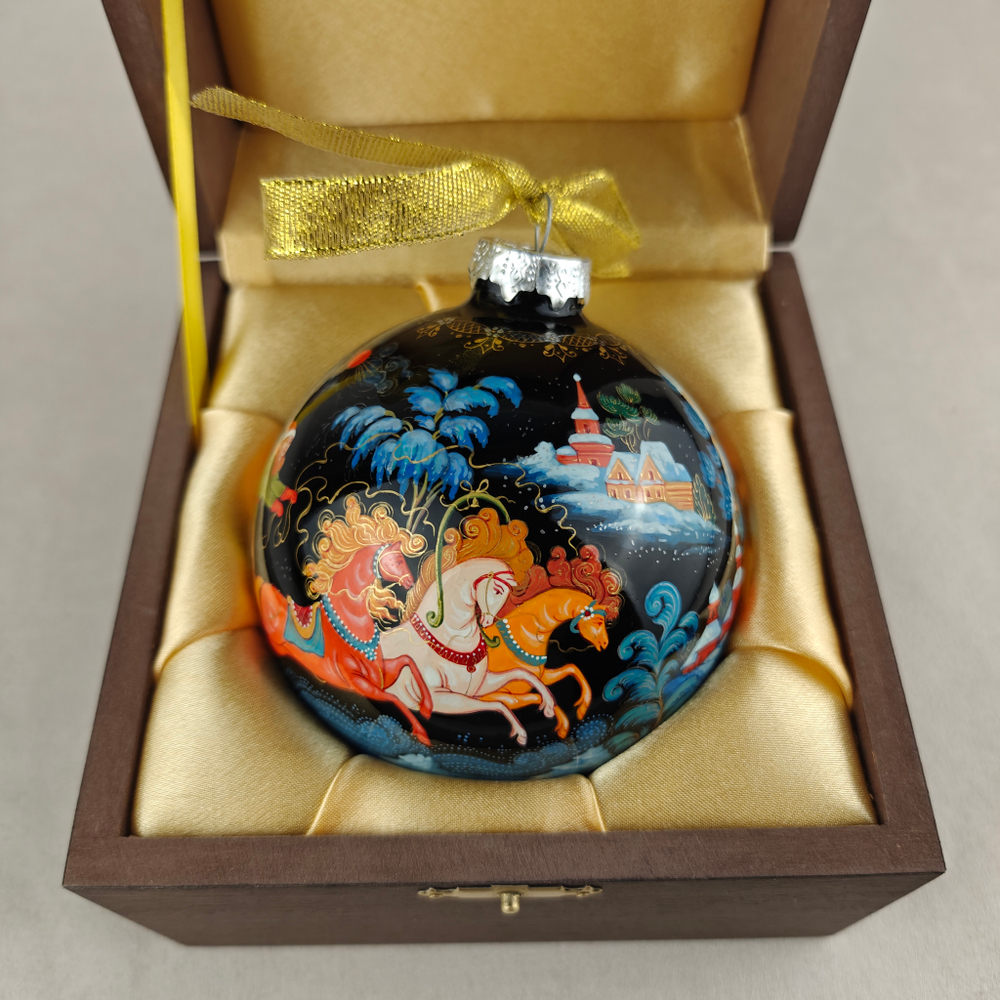 Елочный шар с росписью Палех "Тройка" в футляре