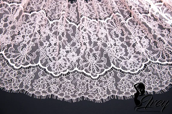 01-61 ОПТ Кружево шантильи 23 см, розовый