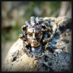 Бусина "Медуза Горгона" для темляков или браслетов , латунь