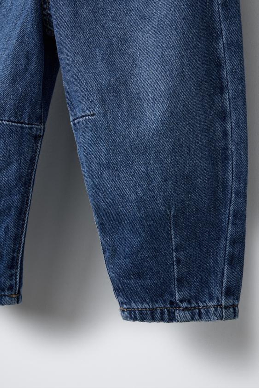 ZARA ДЖИНСЫ, ВЫЦВЕТШИЙ СИНИЙ