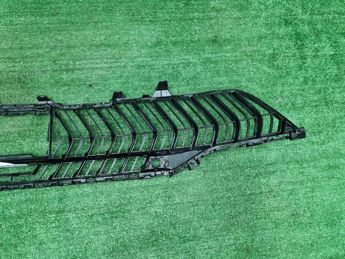 Решетка перед. бампера Citroen C5 Aircross (22-нв)