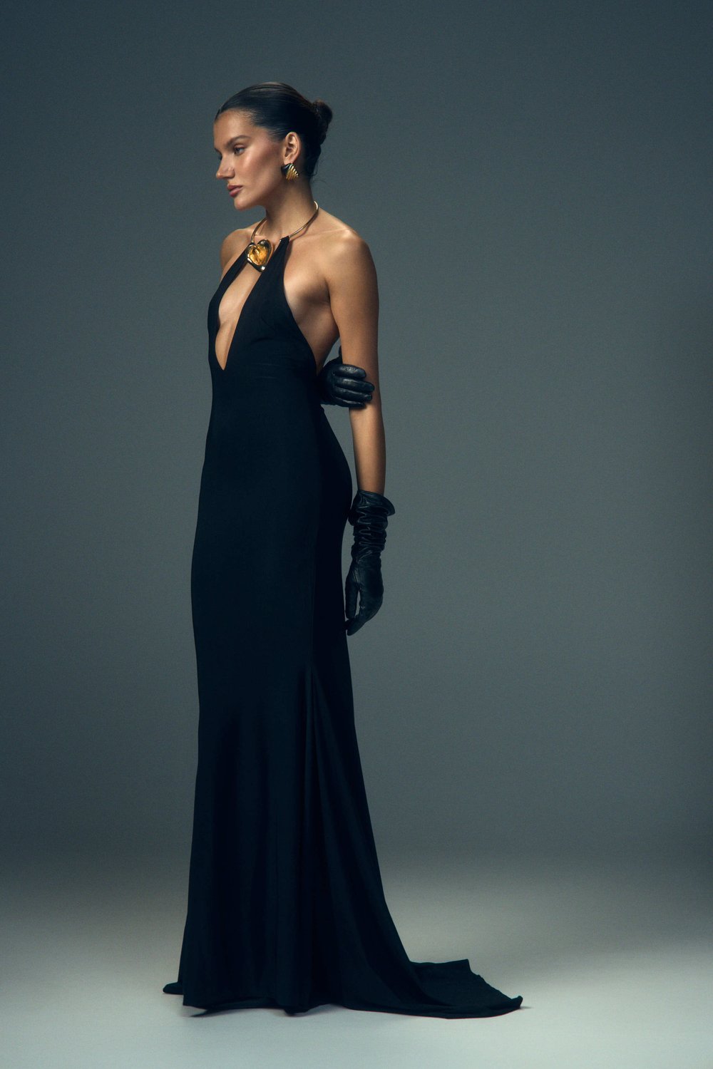 Платье с кейпом, Черный