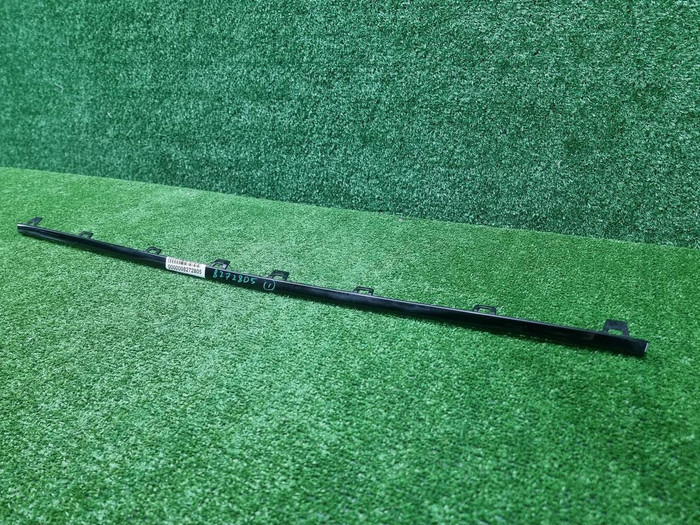 Накладка перед бампера Mercedes GLE V167 23-нв AMG