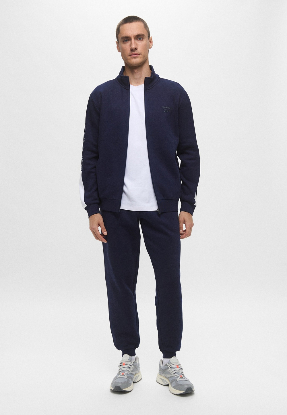 Костюм спортивный мужской REEBOK BRIAN 2PC TRACKSUIT