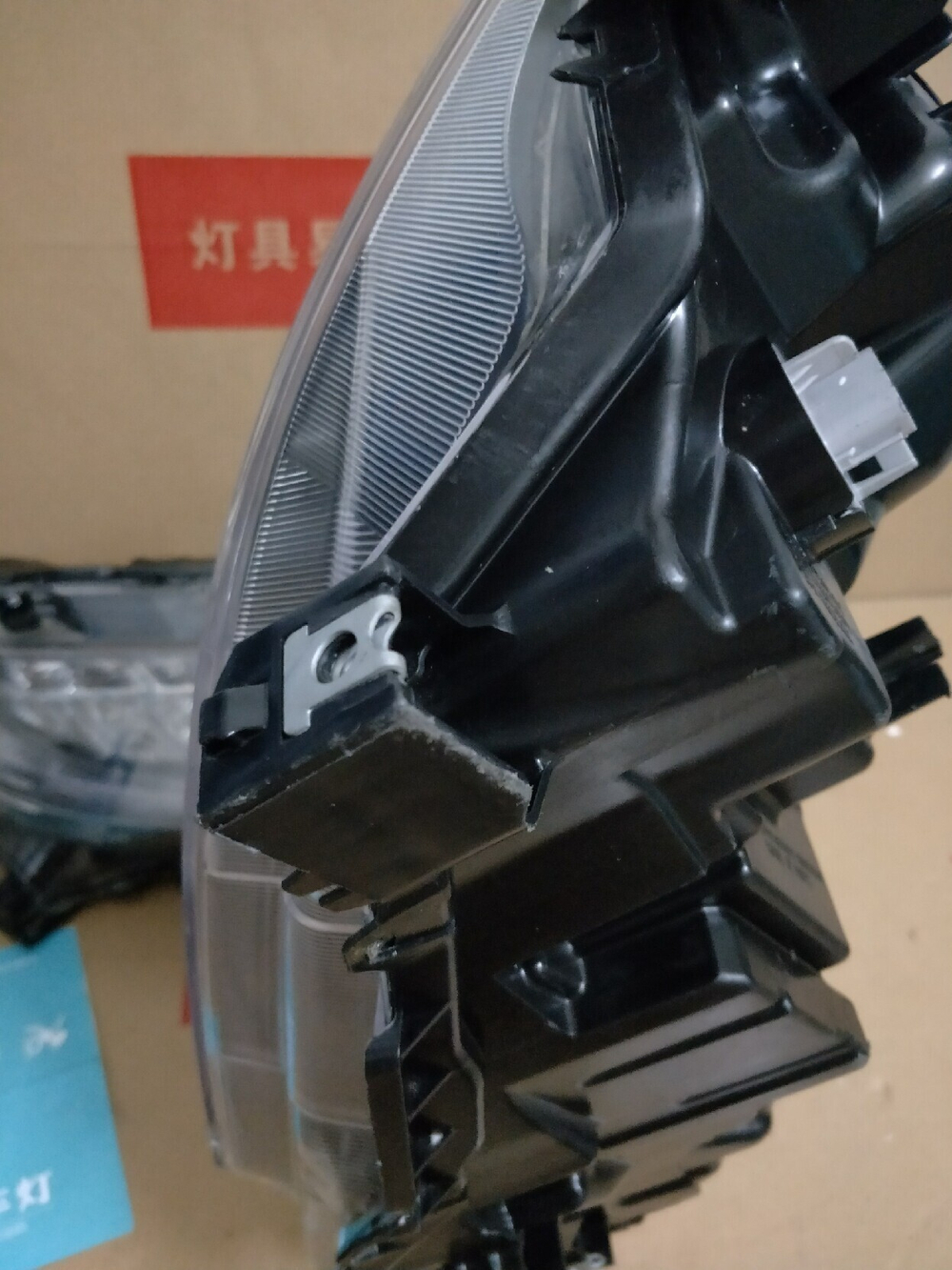 Оригинальная светодиодная фара (LED) на Honda Civic 10