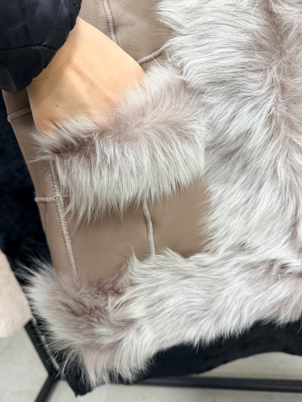 Жилет из натуральной овчины. 50-52 Размер