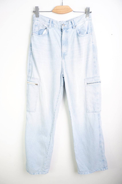 Джинсы Gloria Jeans широкие, визуально на 46 размер