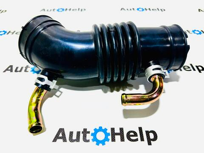 Патрубок воздушного фильтра 16578-VB000 Nissan Patrol Y61 TB45E